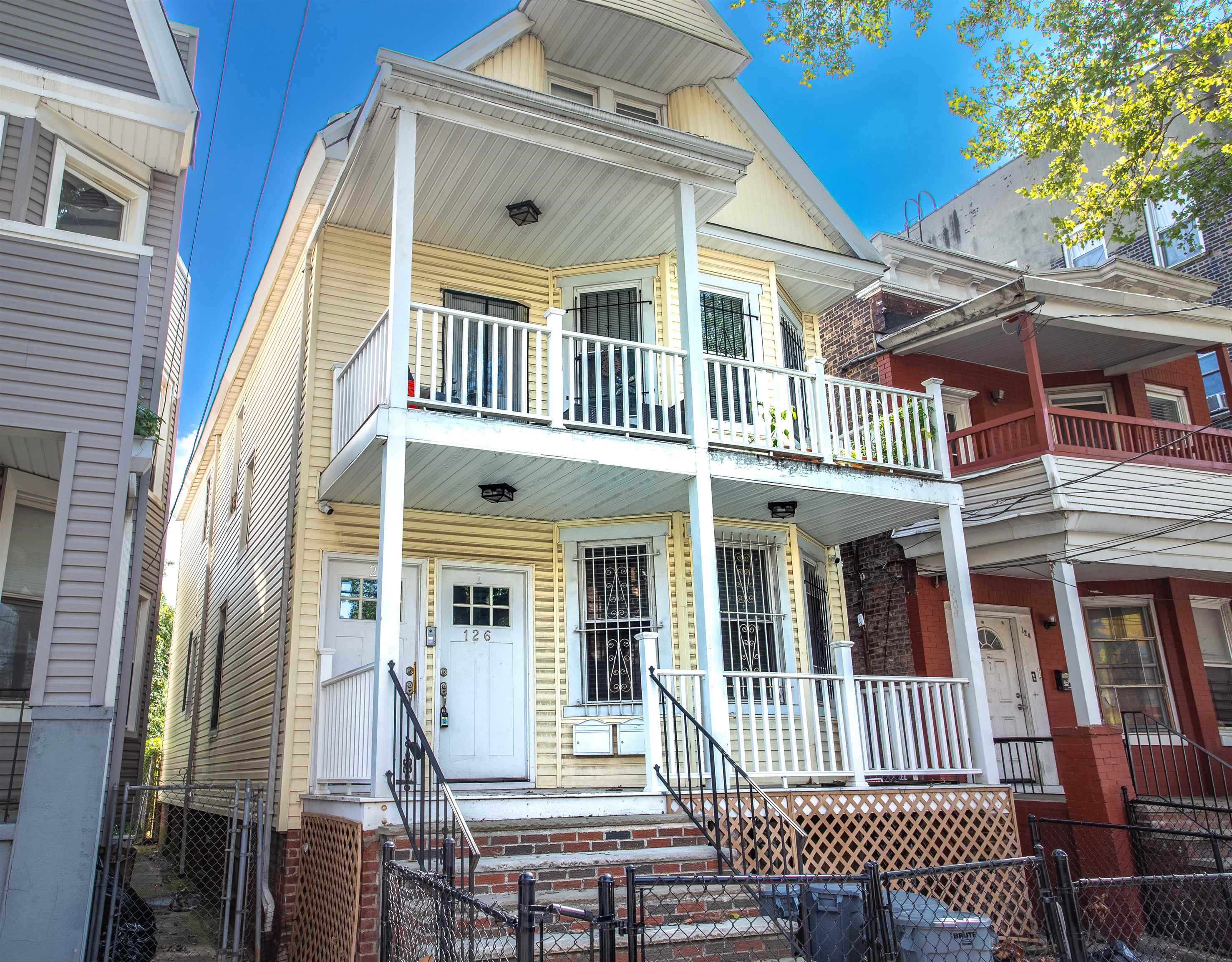 main property photo 31