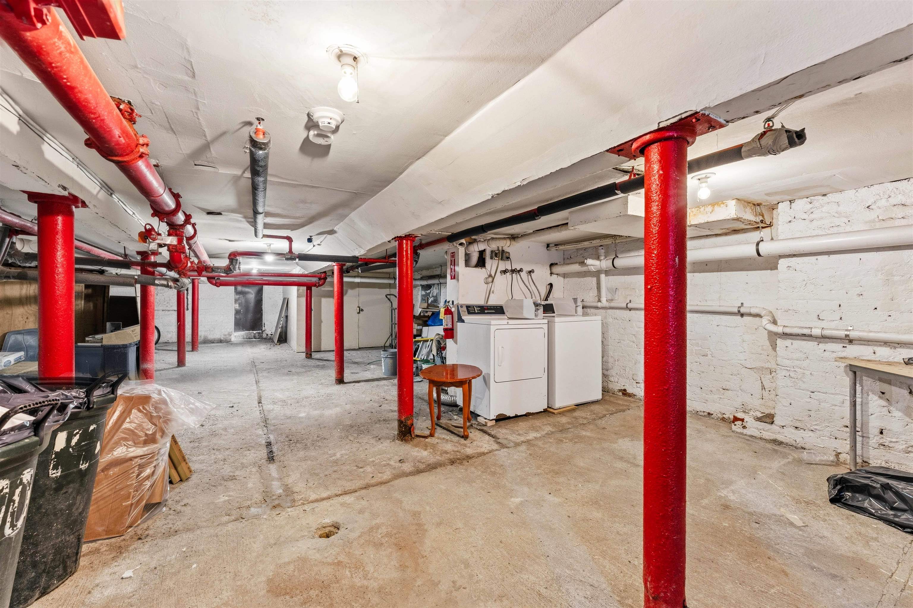 main property photo 26