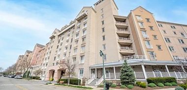 image of property with 1 Bed | 1 Bath | 710 Sqft