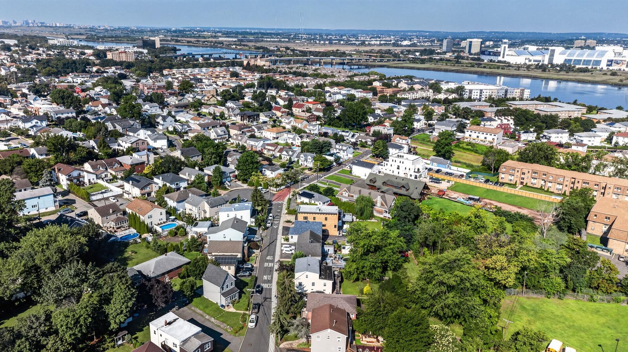 main property photo 10
