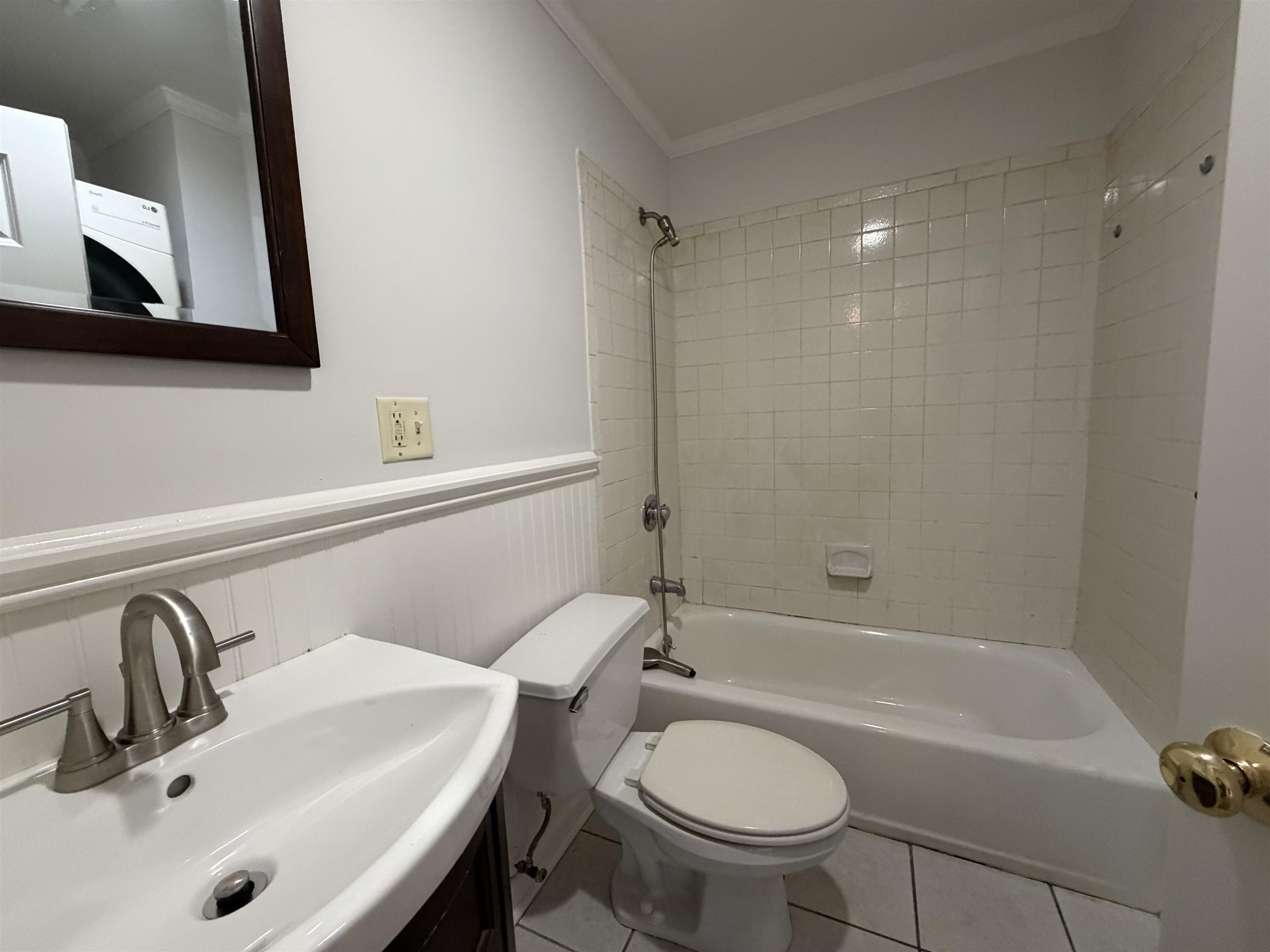 property viewer photo 6