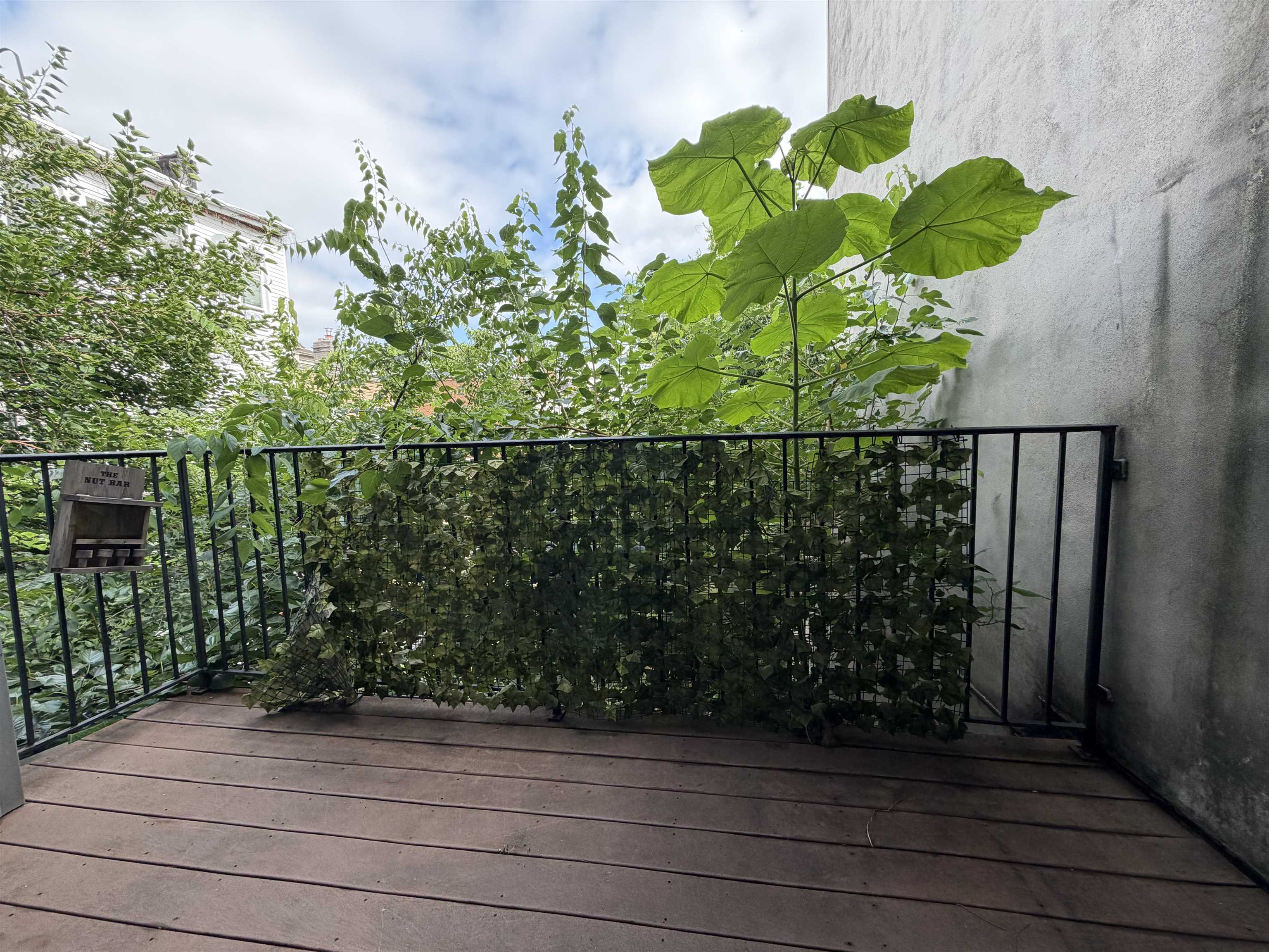 property viewer photo 7