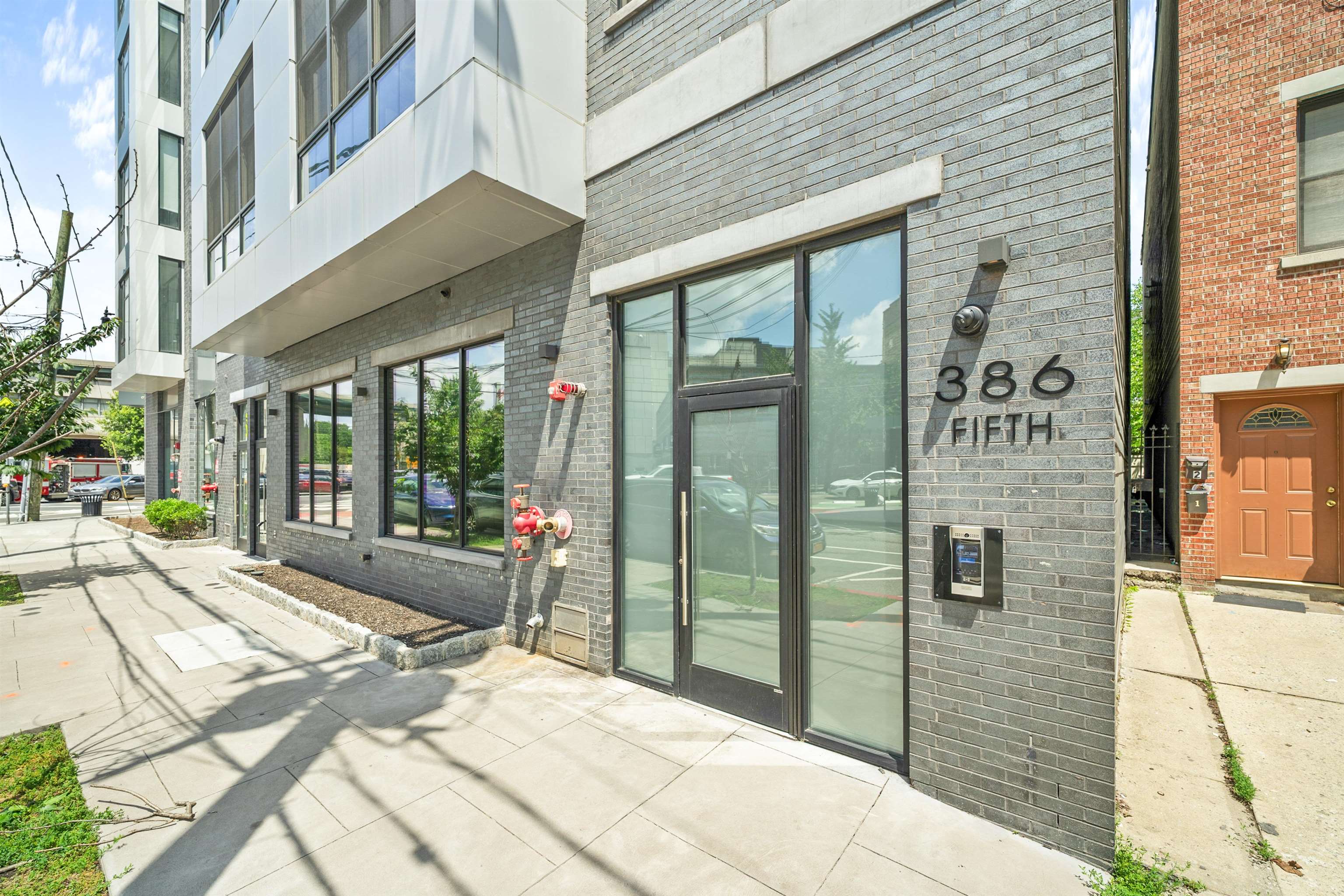main property photo 12