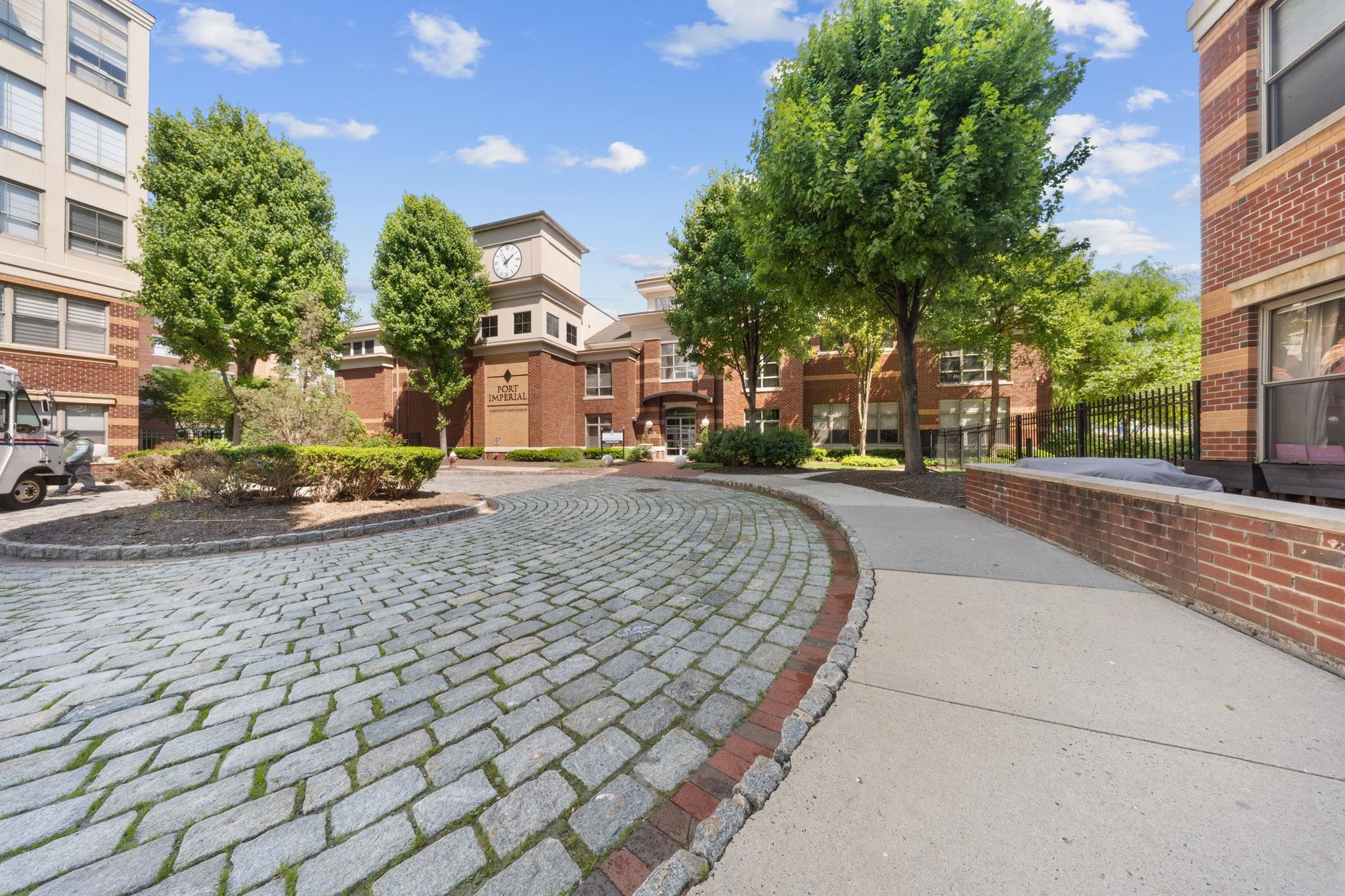 main property photo 37