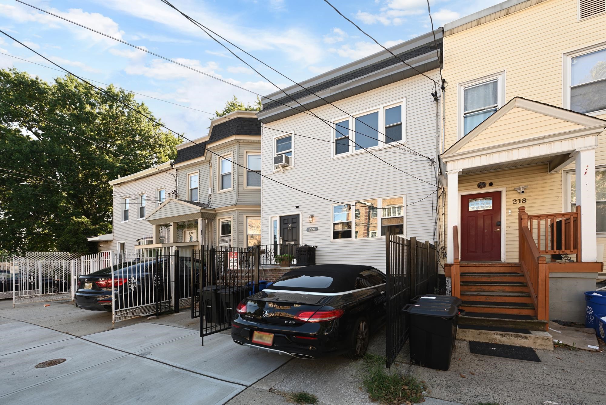 main property photo 29