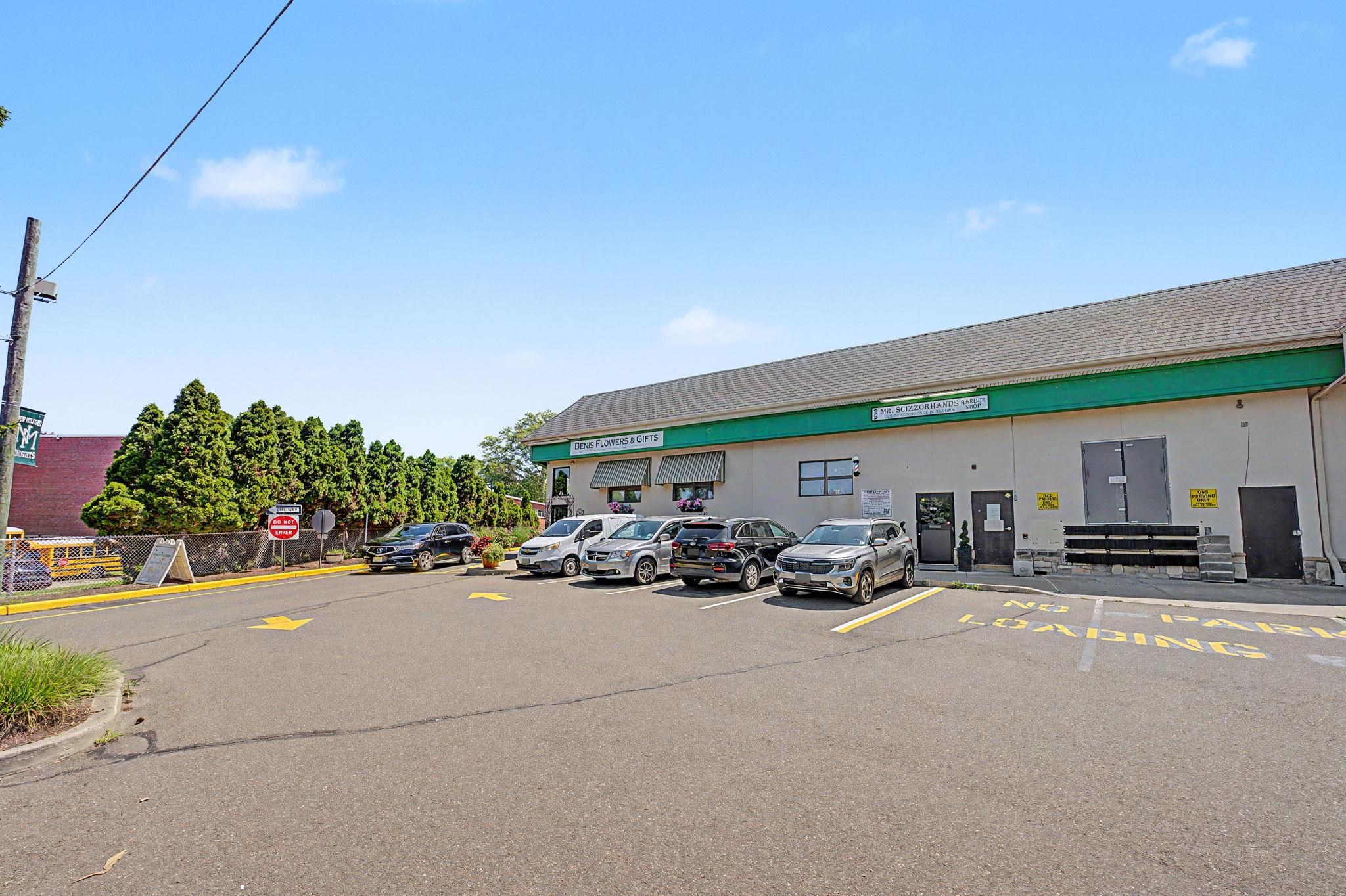 main property photo 14