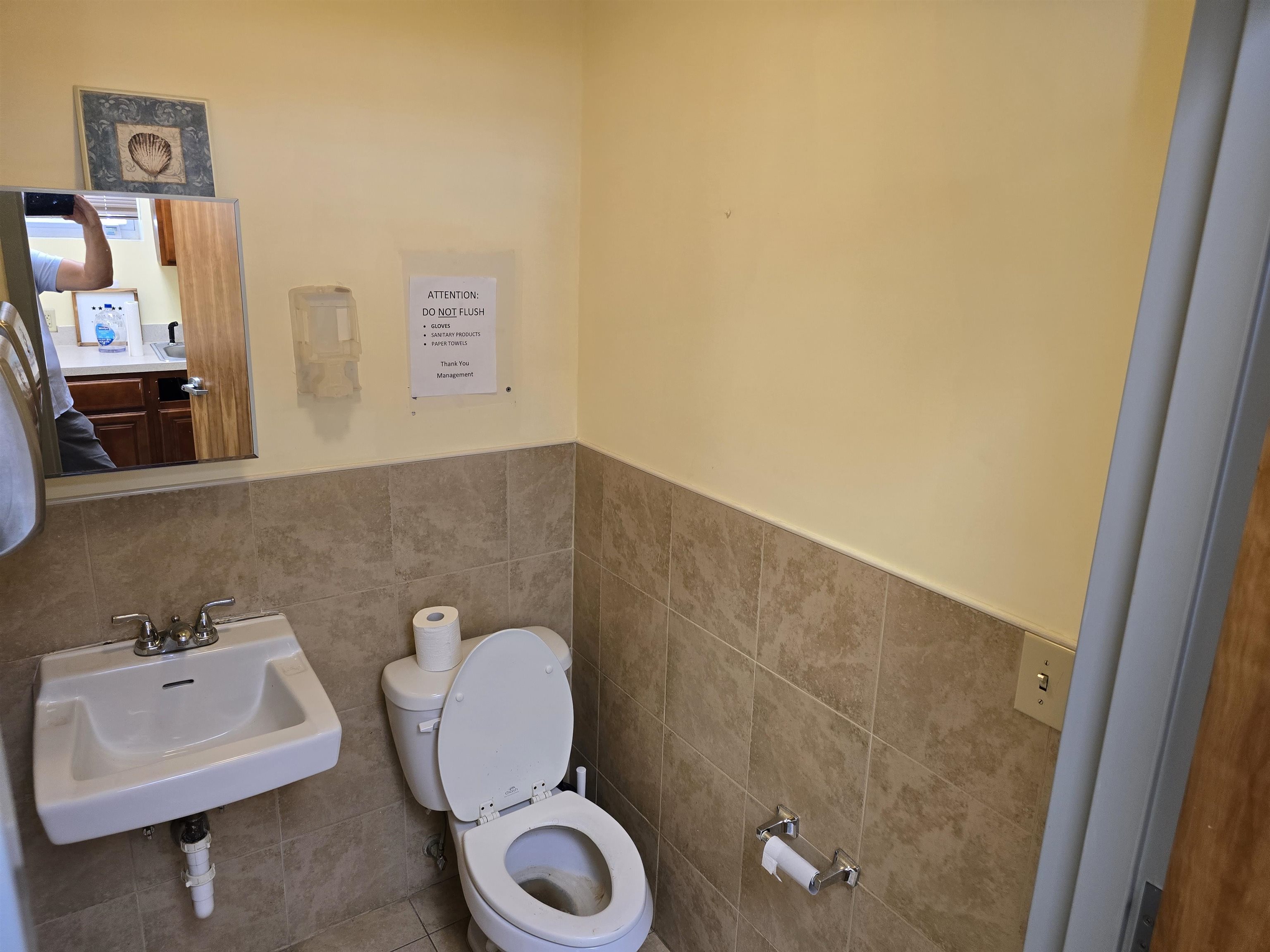 main property photo 8