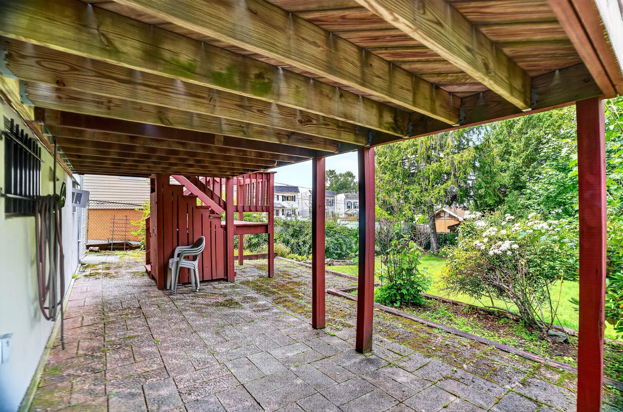 main property photo 15