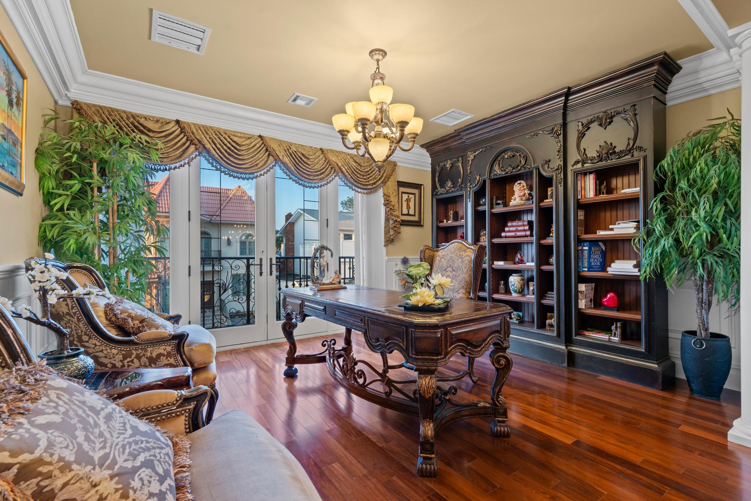 main property photo 14