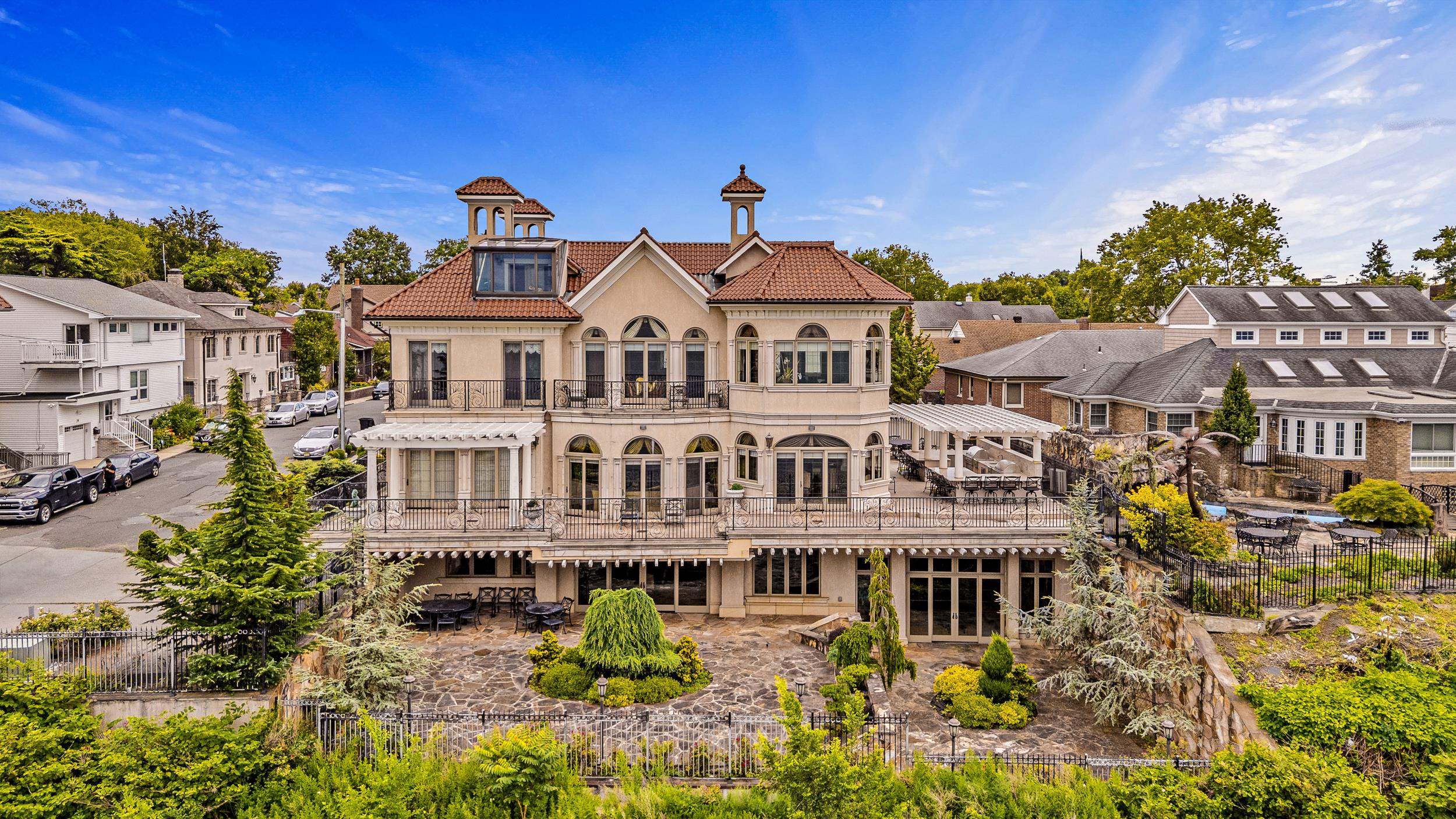 main property photo 46