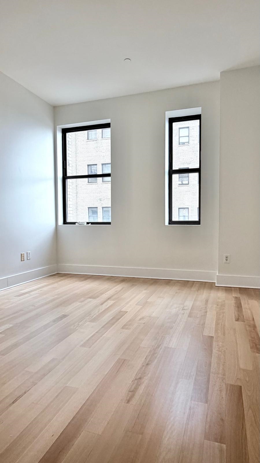 property viewer photo 4