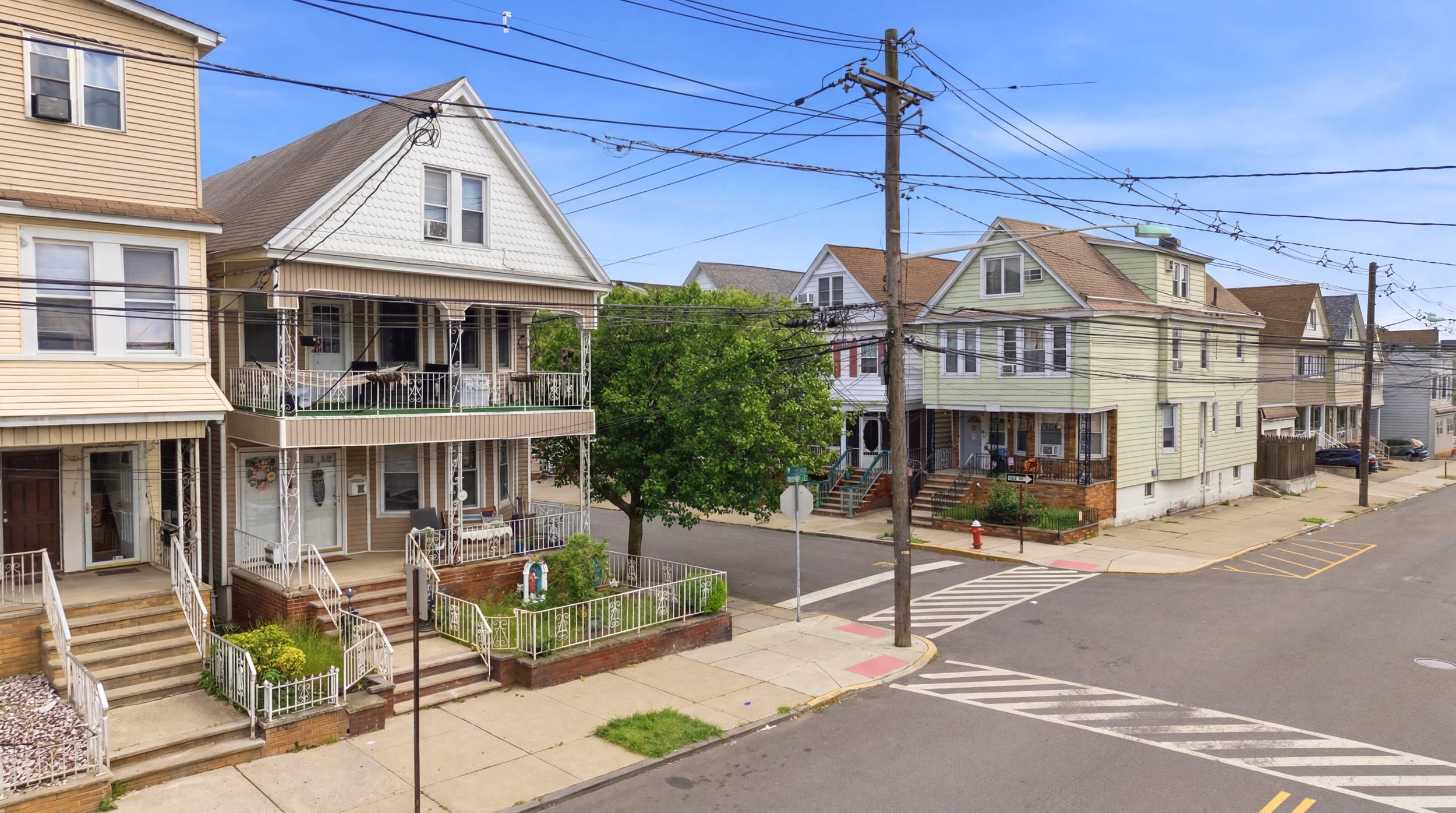 main property photo 38