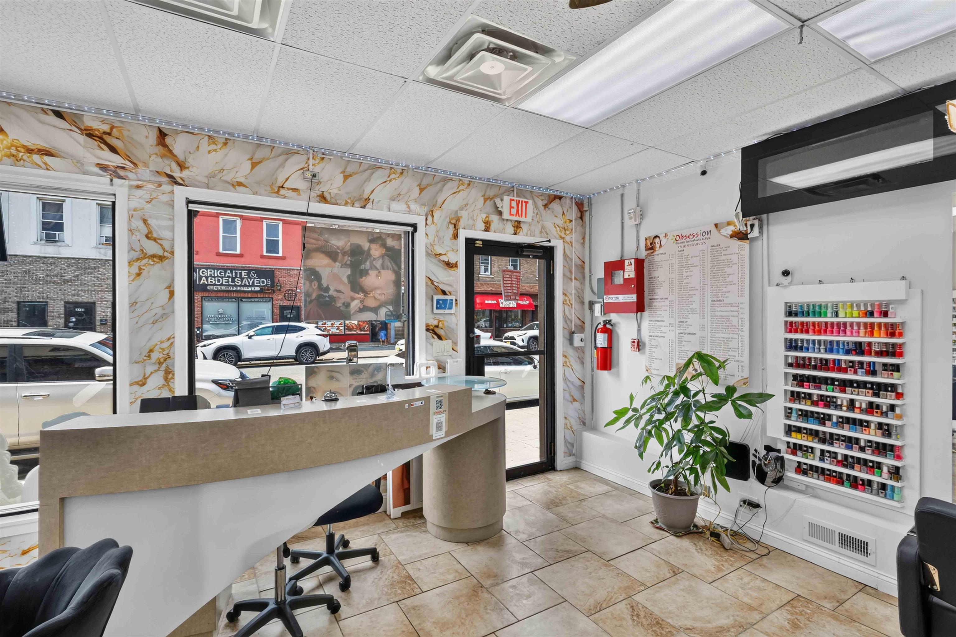 main property photo 8