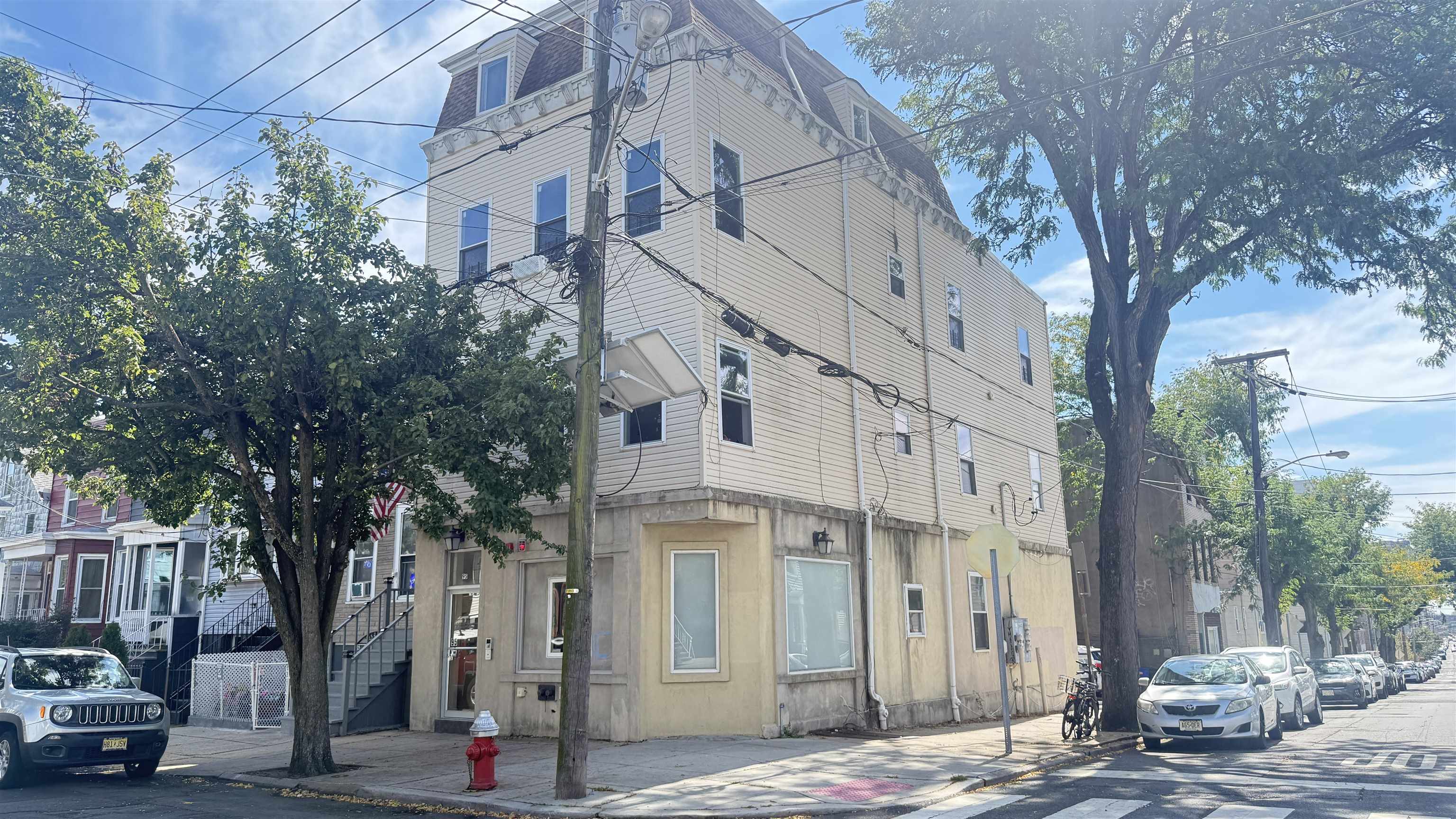 main property photo 19