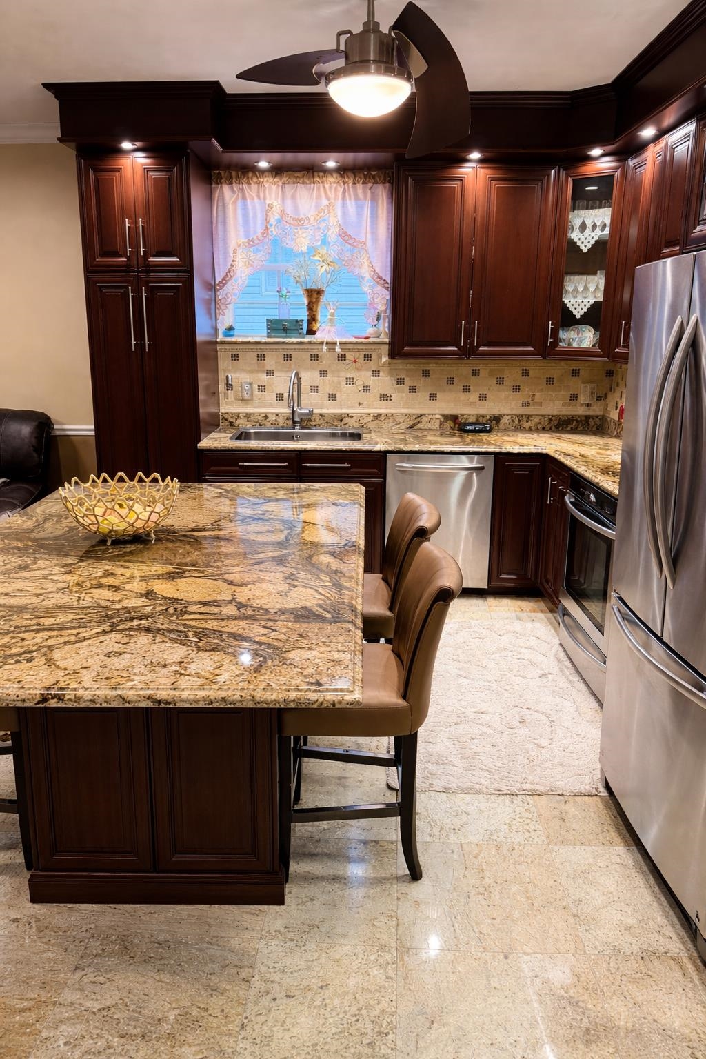 main property photo 27
