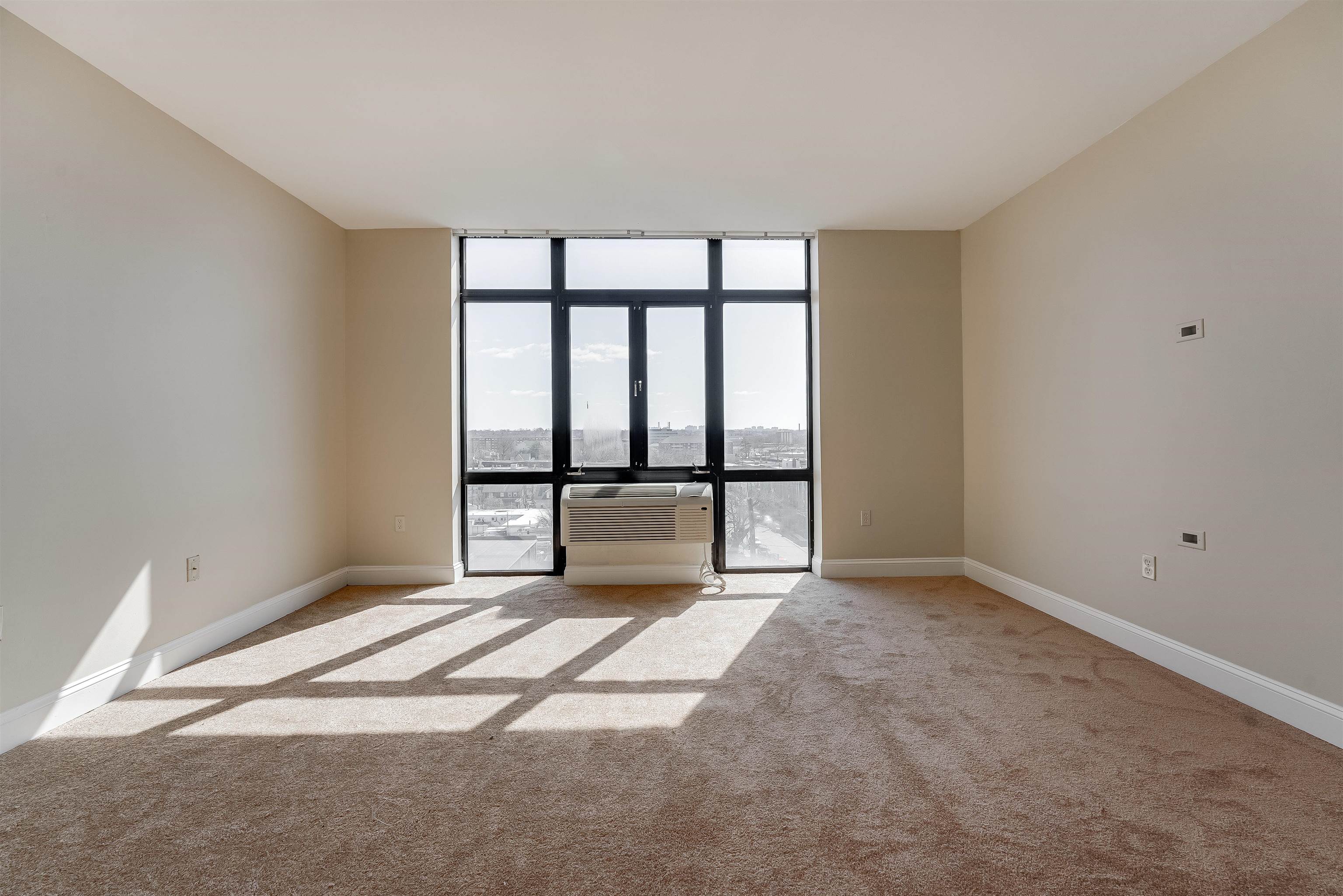 property viewer photo 10