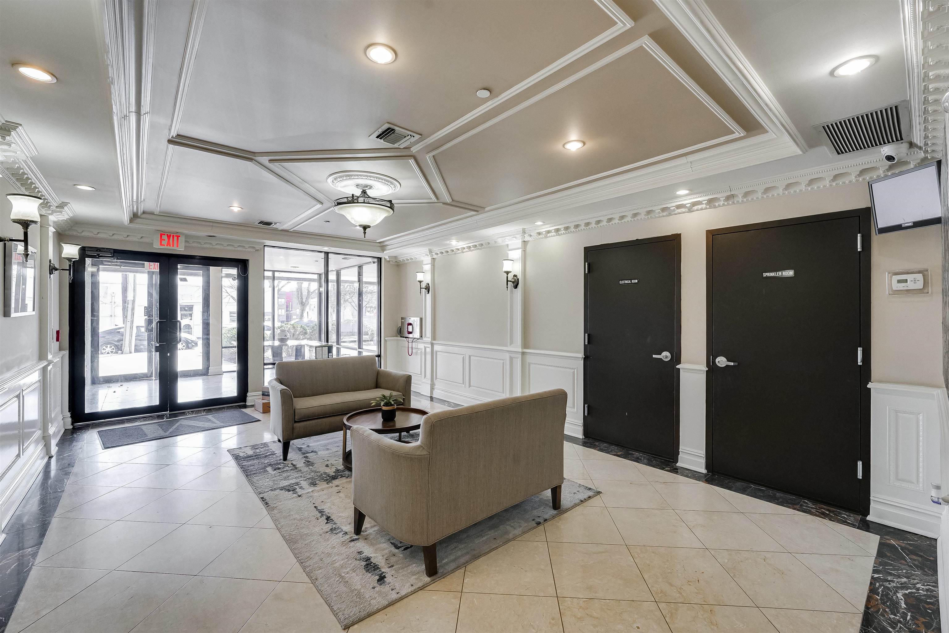 property viewer photo 19