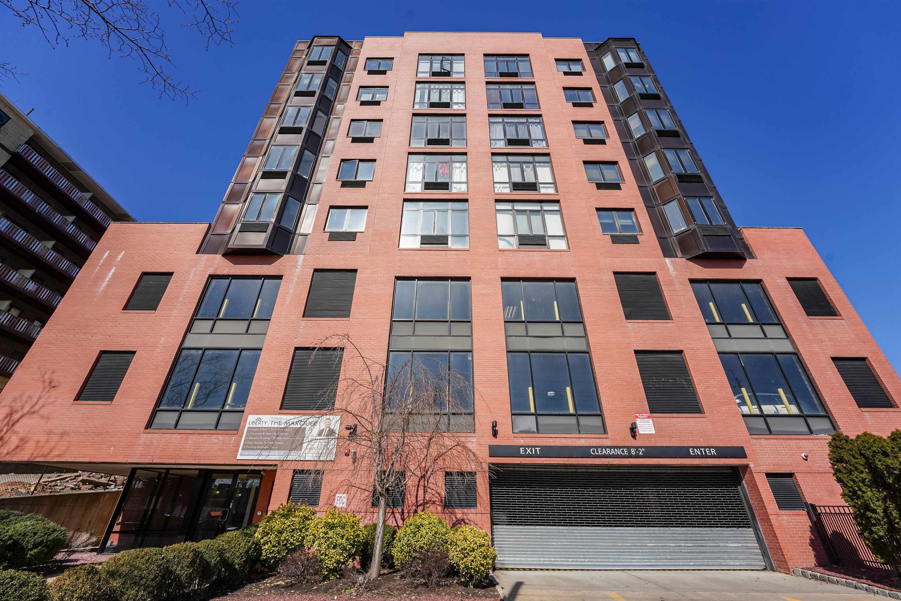 property viewer photo 20