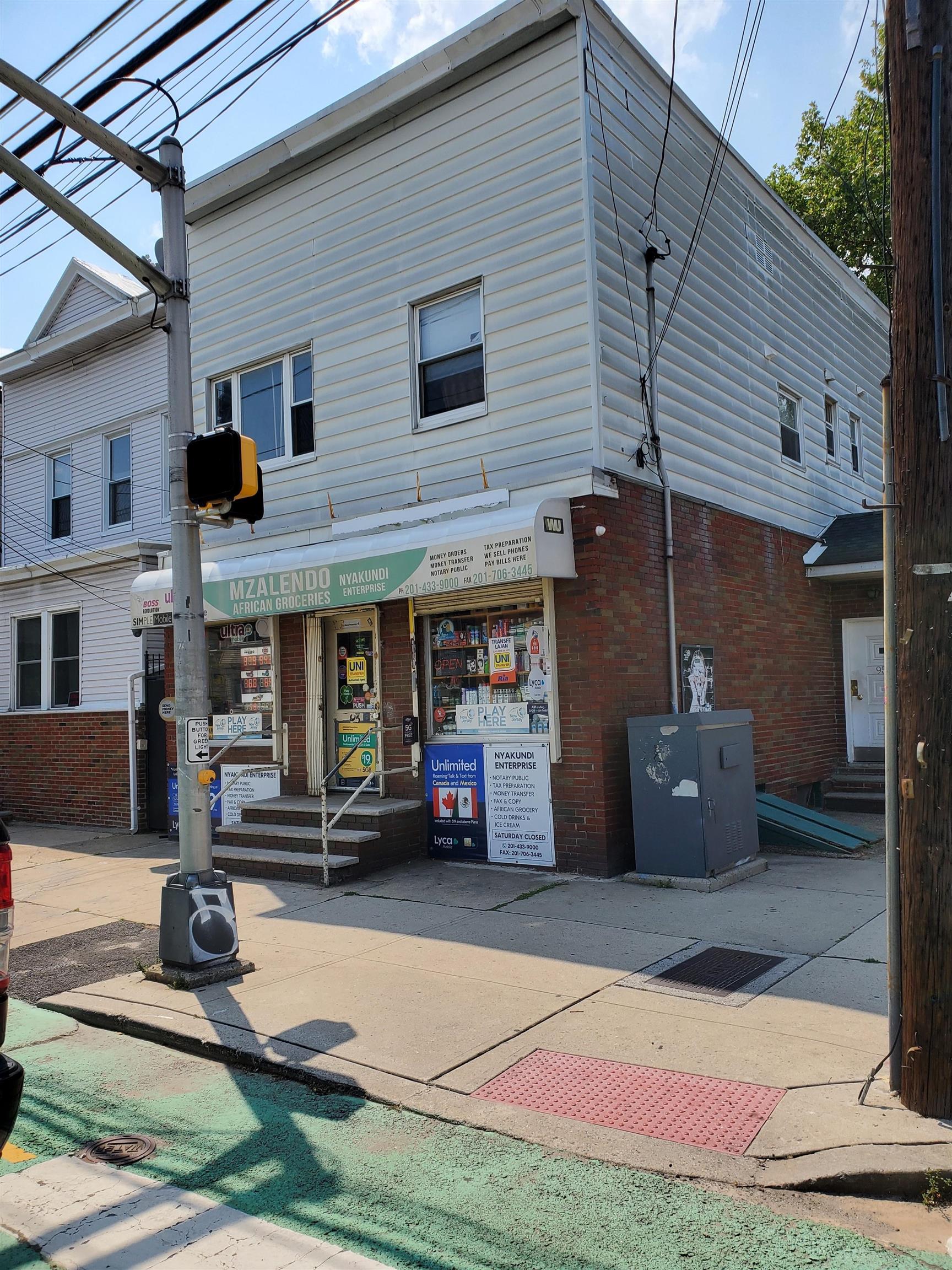 main property photo 18