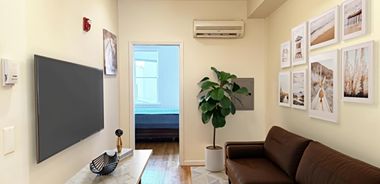 image of property with 1 Bed | 1 Bath | 475 Sqft