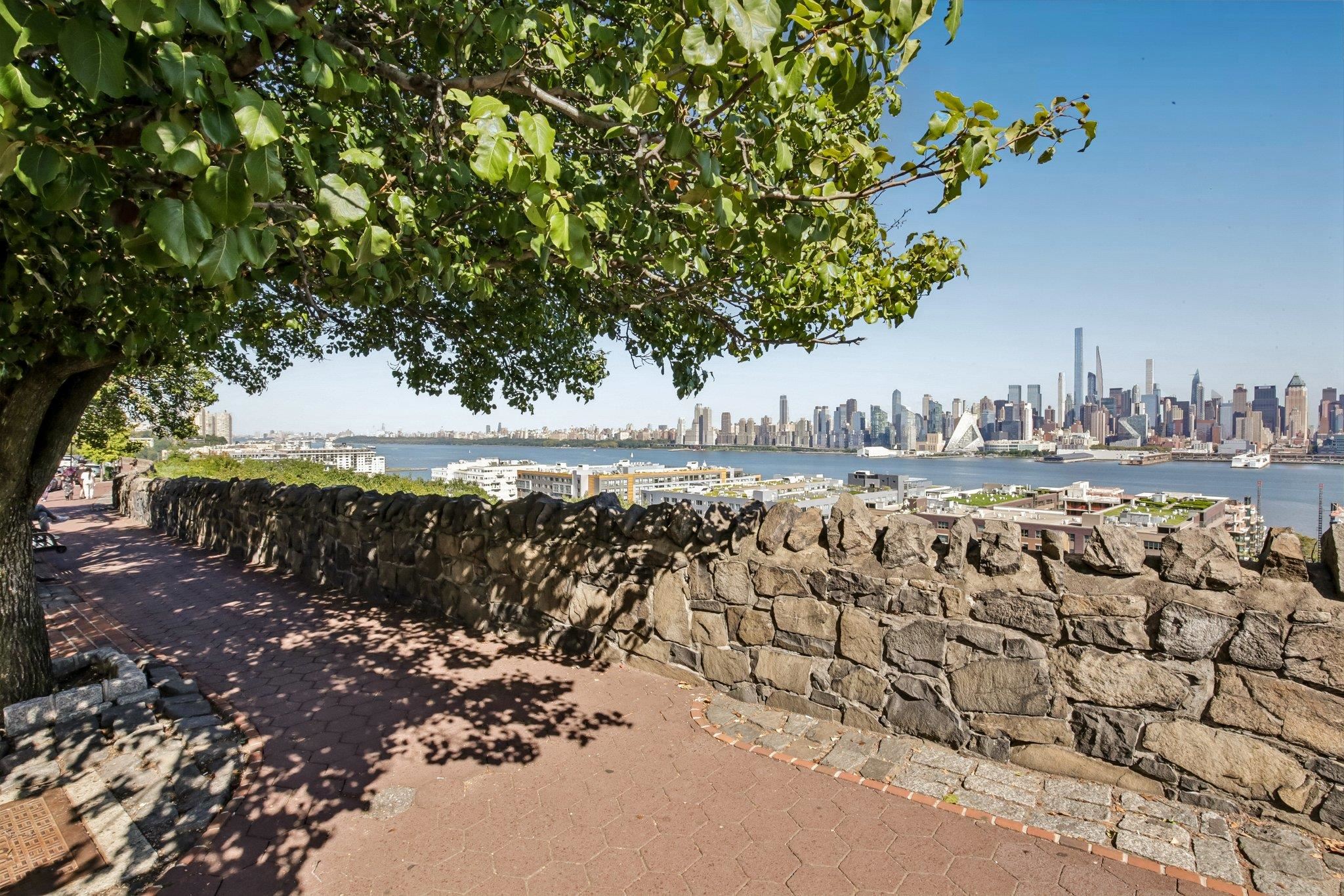 main property photo 35