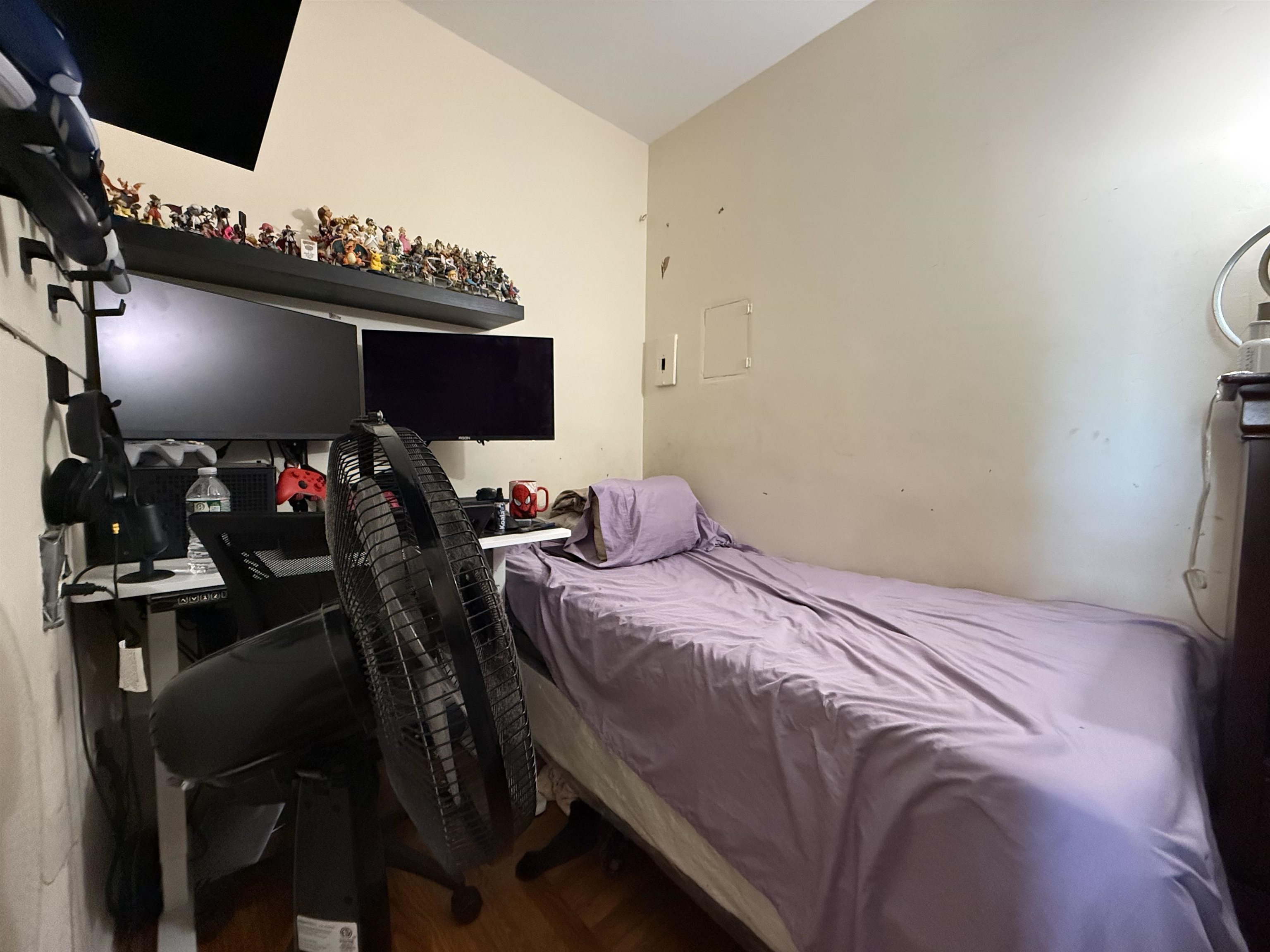 main property photo 20