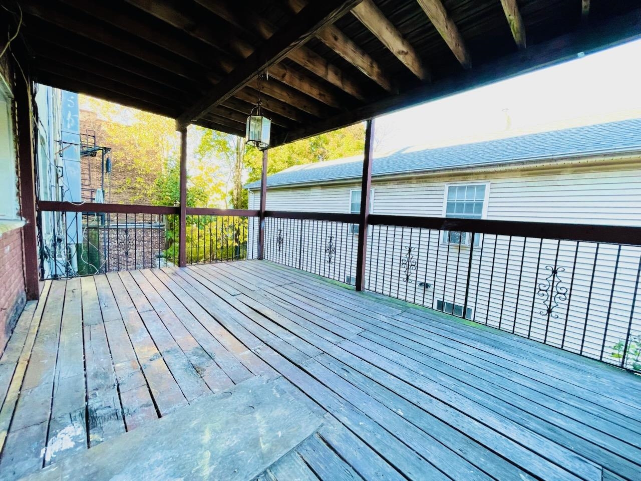 main property photo 18