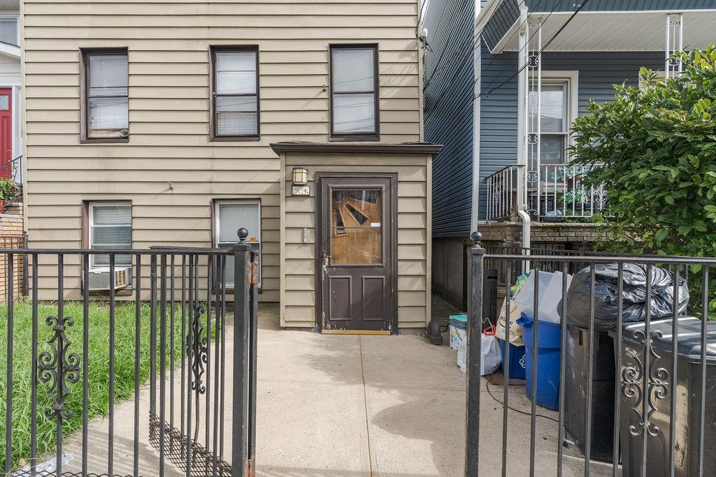 main property photo 36