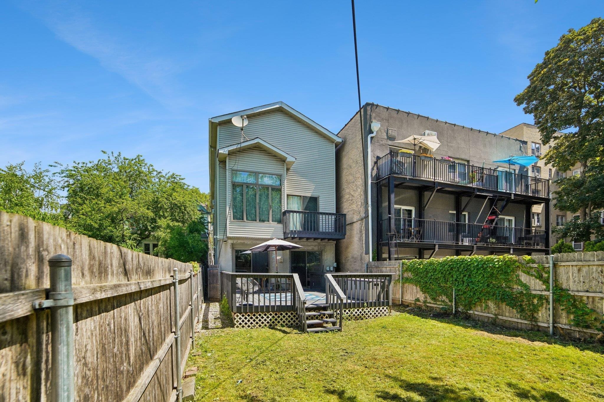 main property photo 21