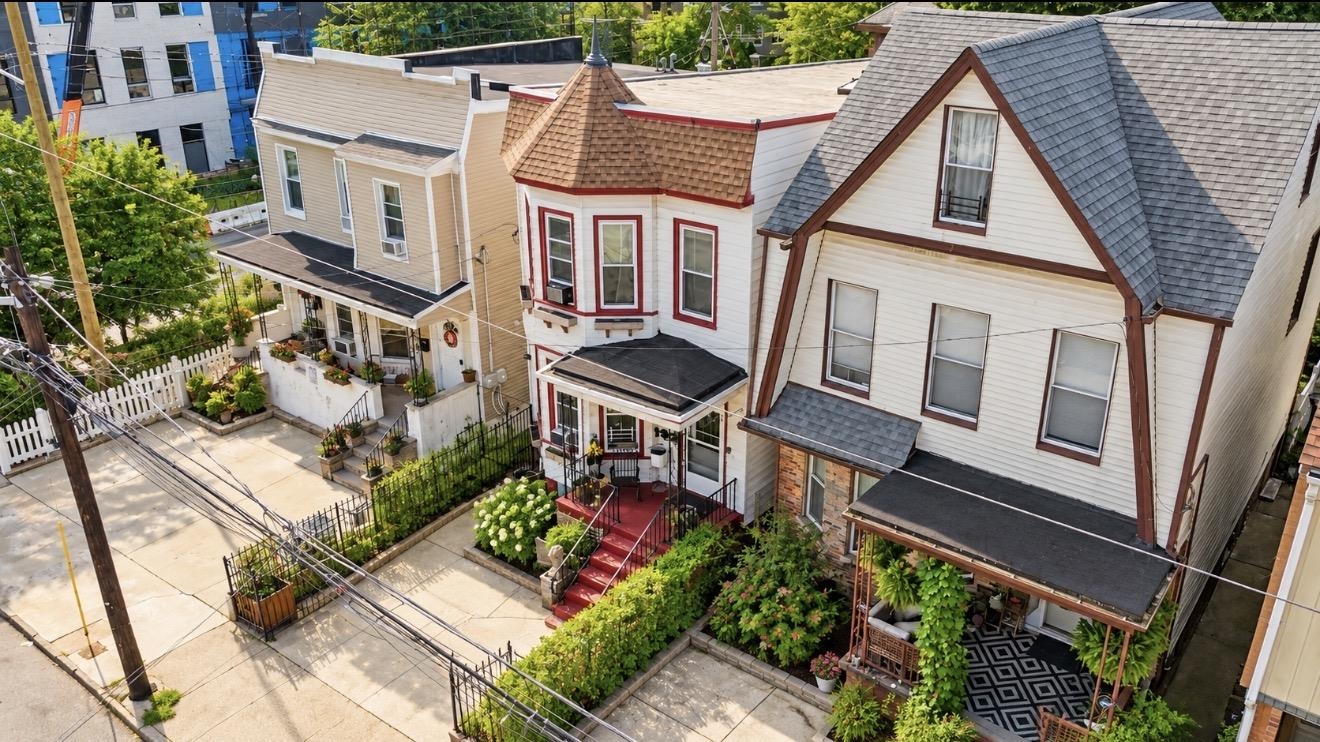 main property photo 19