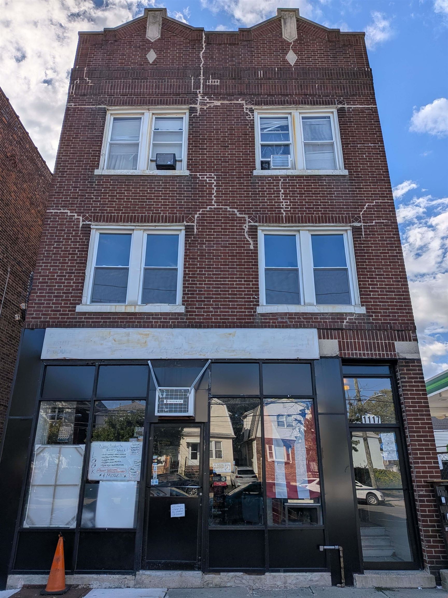 main property photo 15
