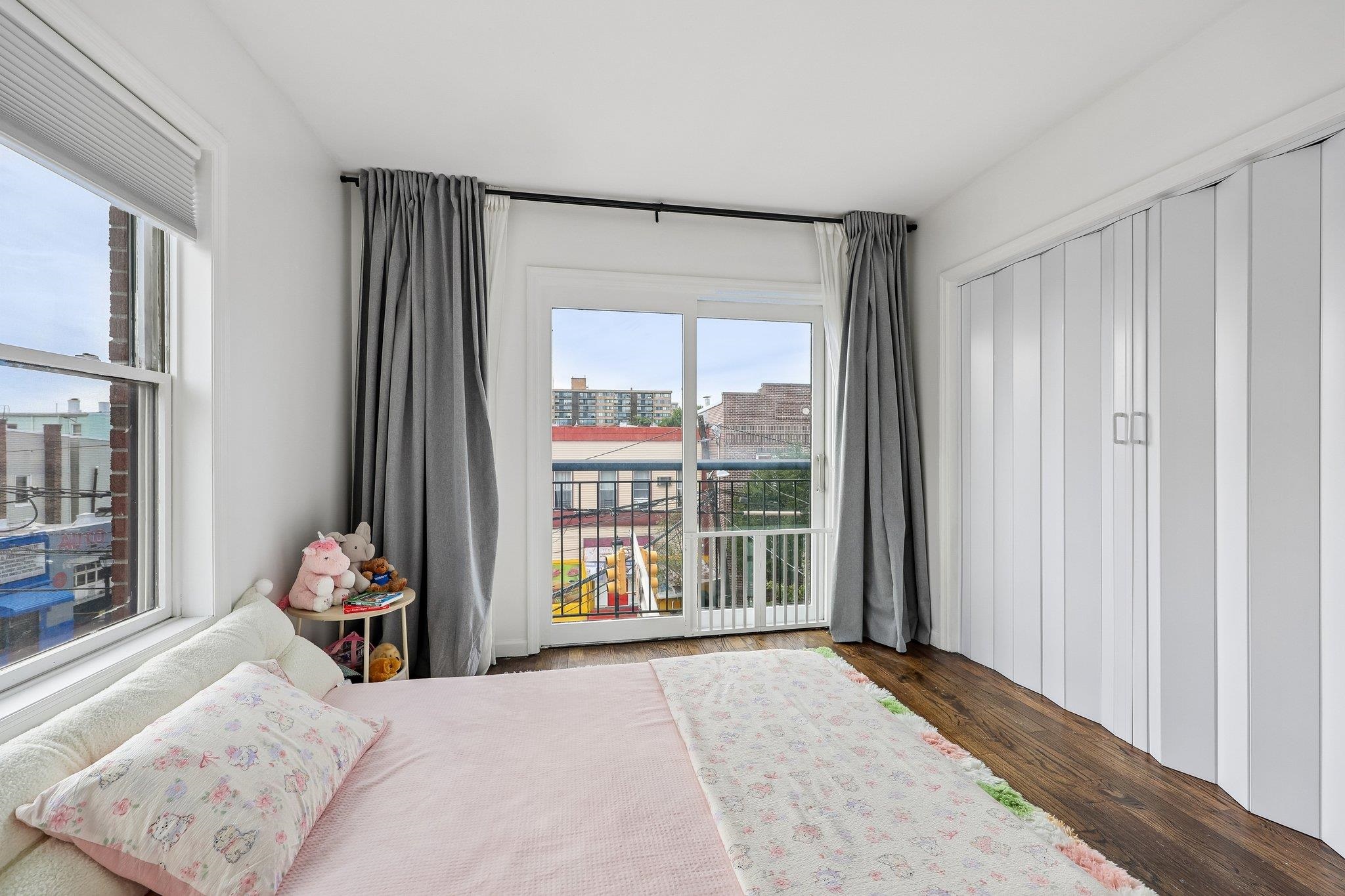 main property photo 20