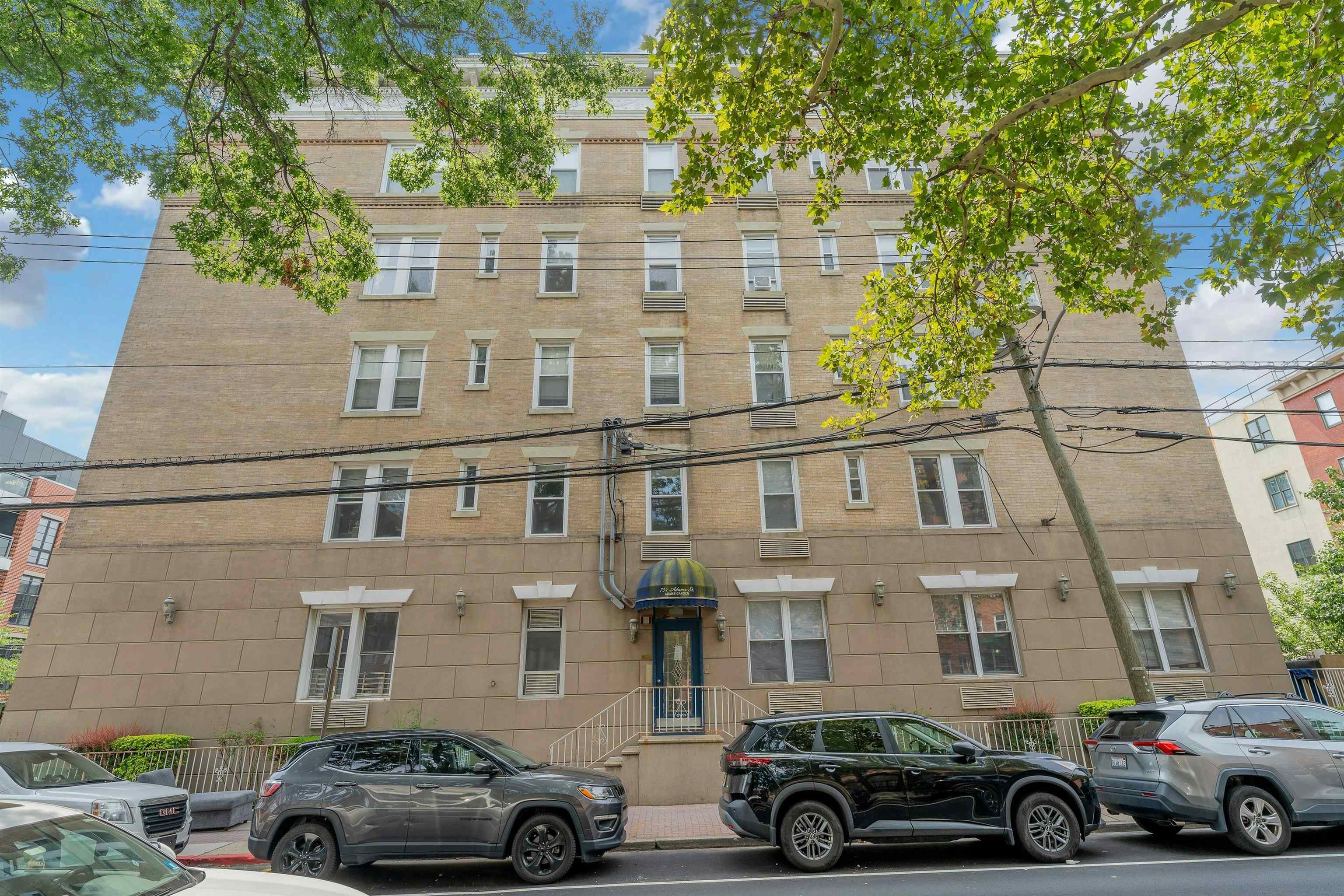 main property photo 16