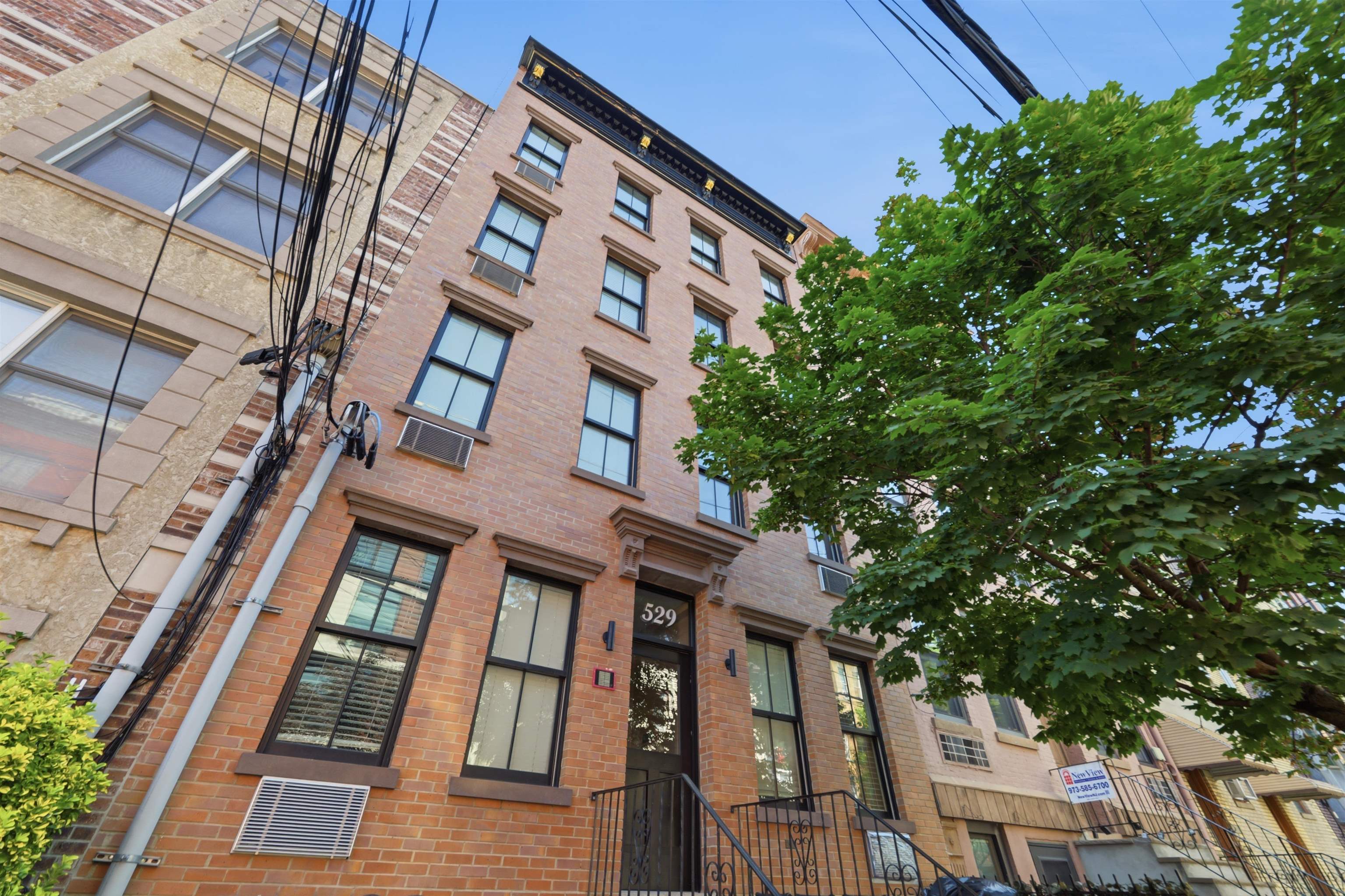 main property photo 19