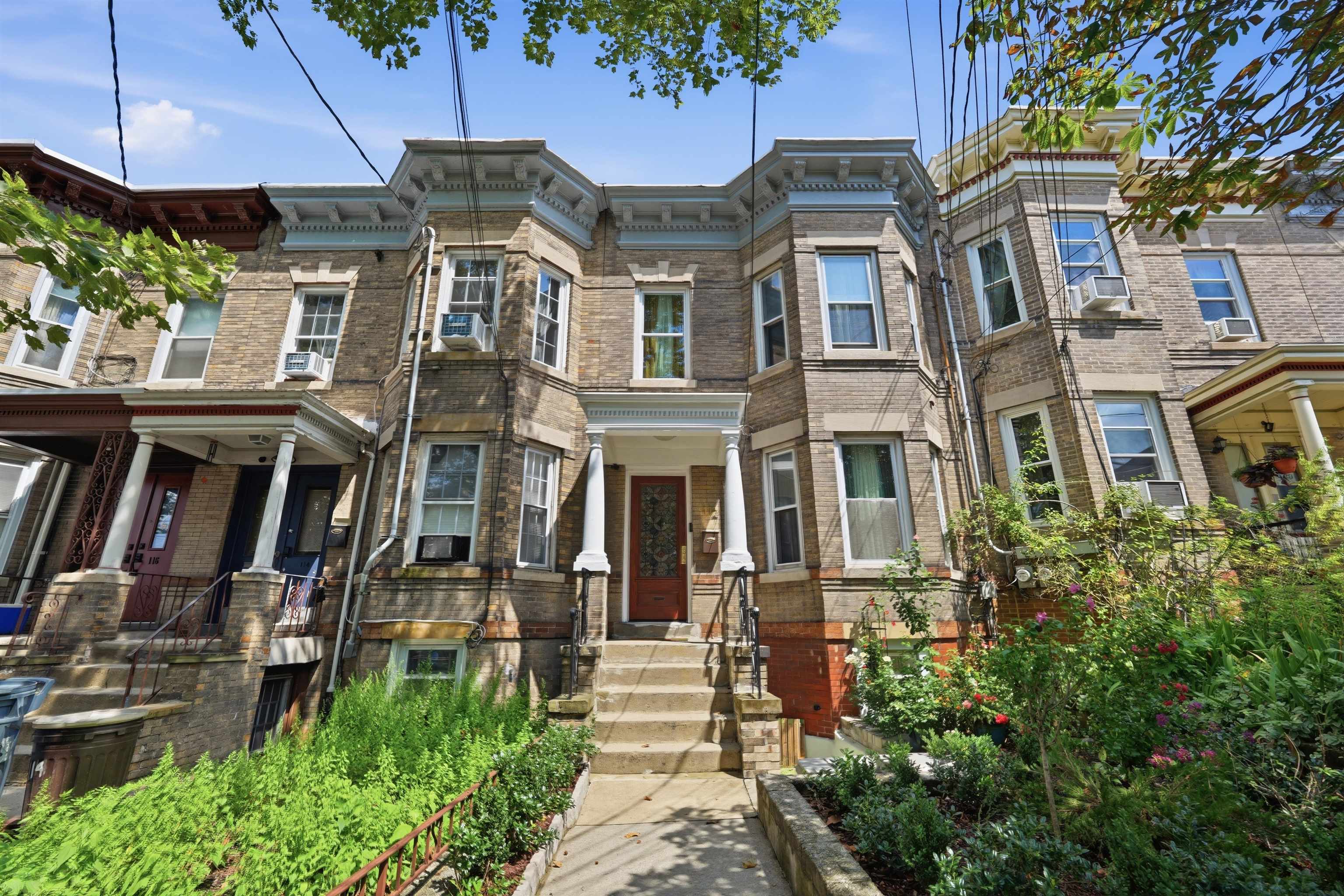 main property photo 31