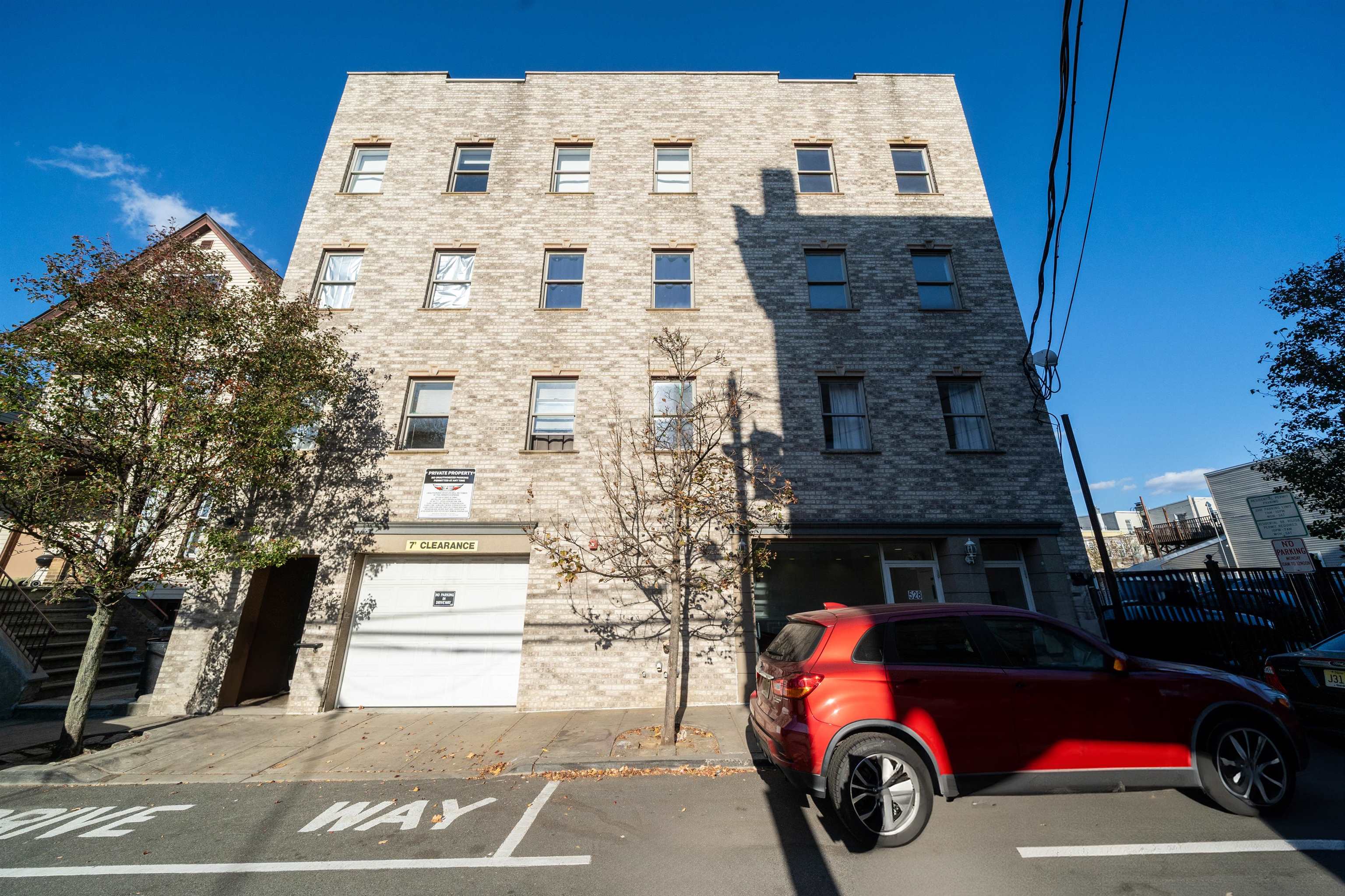 main property photo 18