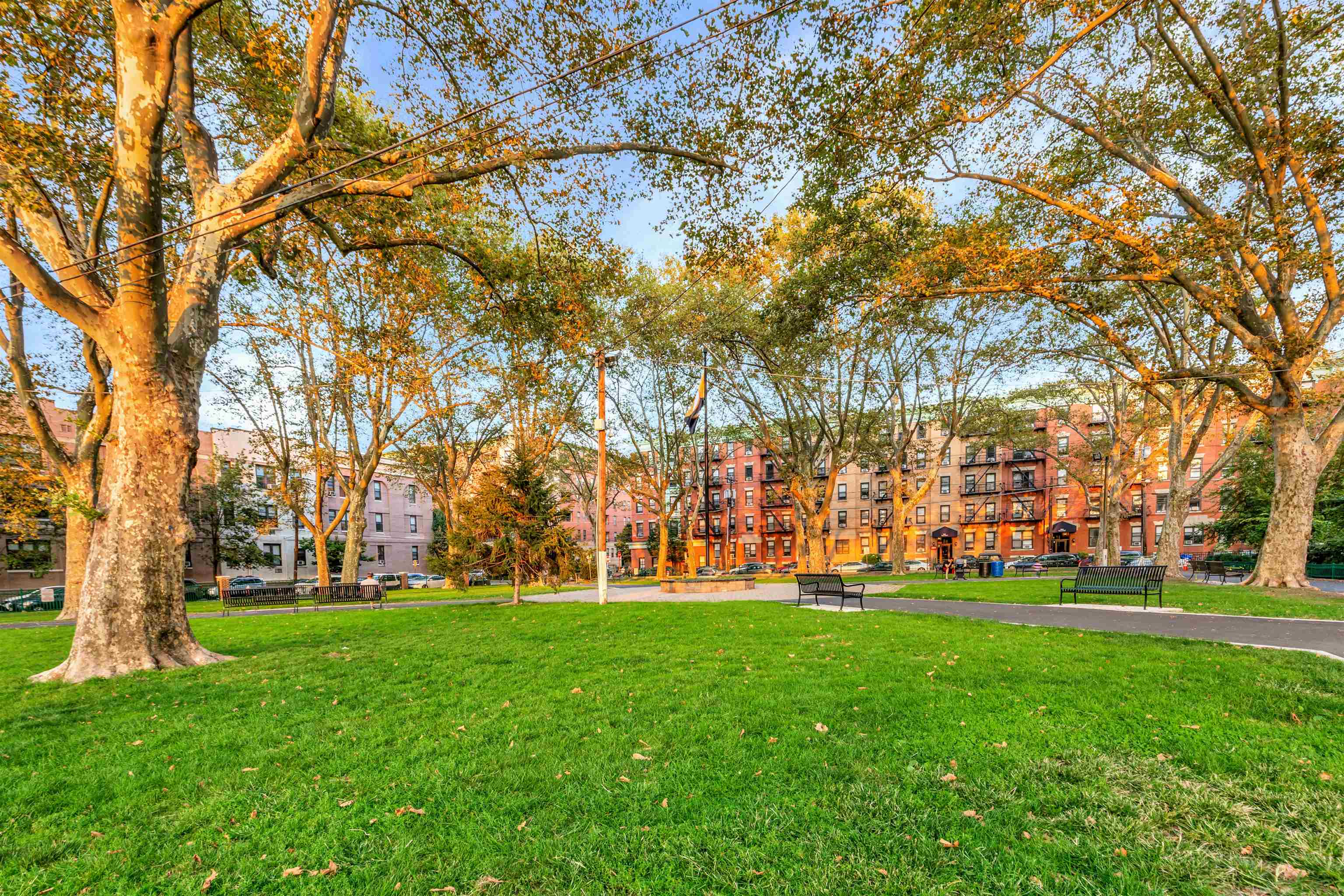main property photo 35