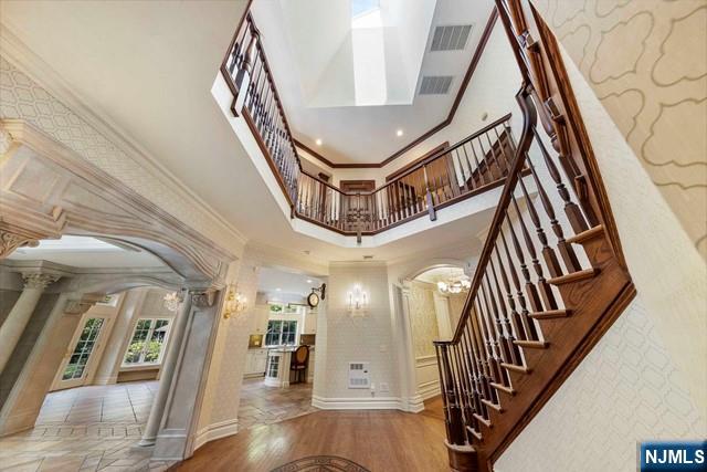 property viewer photo 19