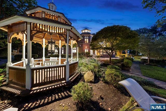 property viewer photo 40