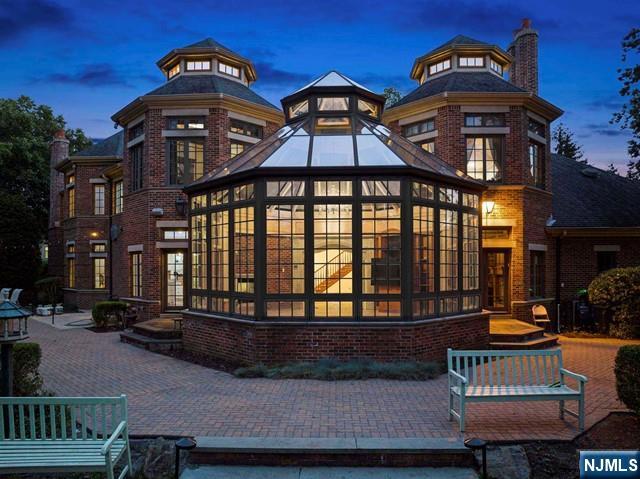 property viewer photo 44