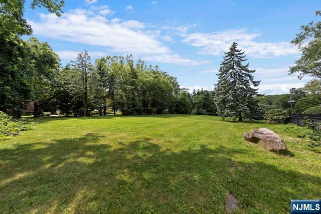 property viewer photo 8