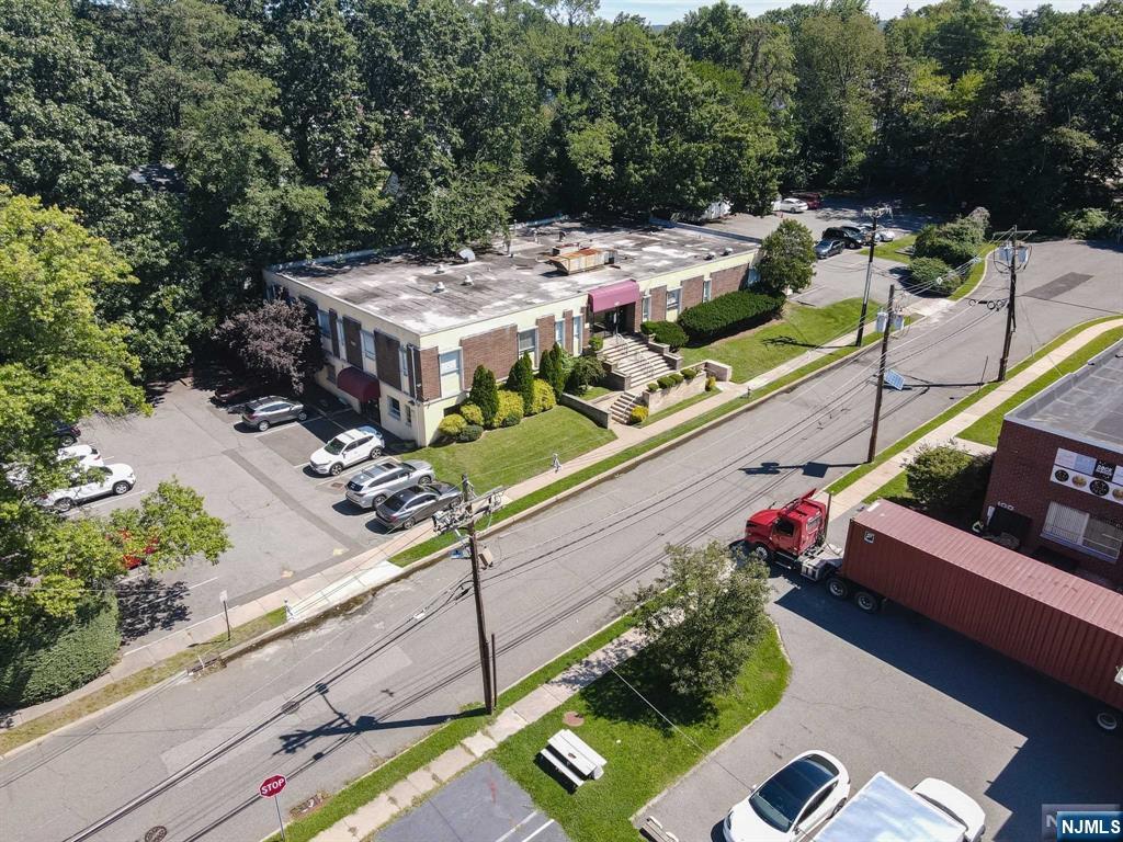 main property photo 43