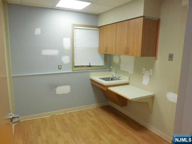 property viewer photo 10