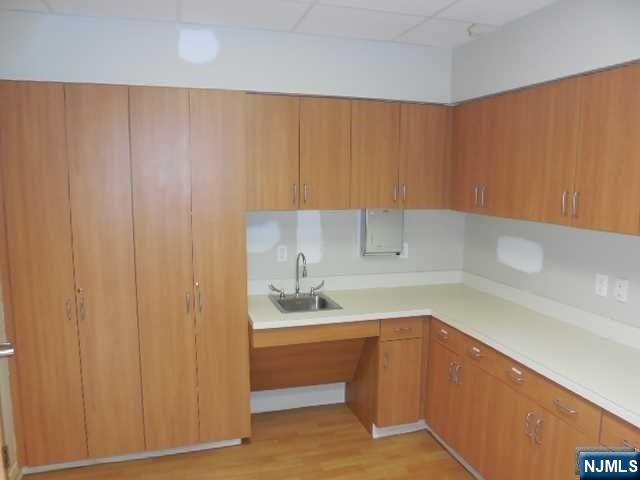 property viewer photo 19