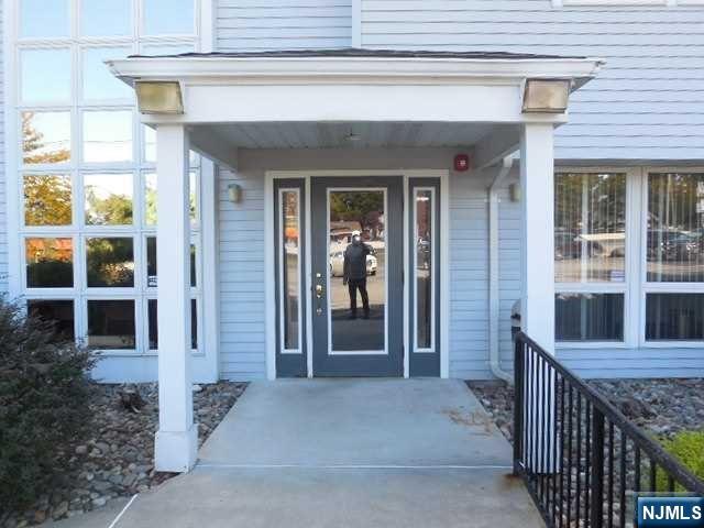 property viewer photo 3