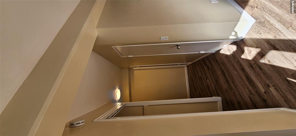 property viewer photo 13