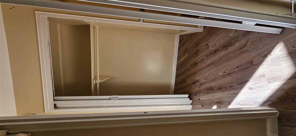 property viewer photo 14