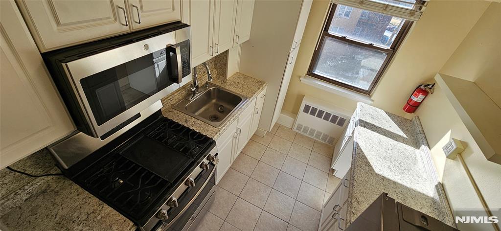 property viewer photo 29