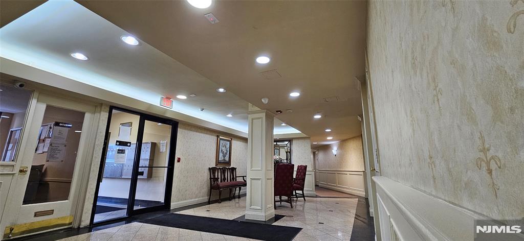 property viewer photo 37