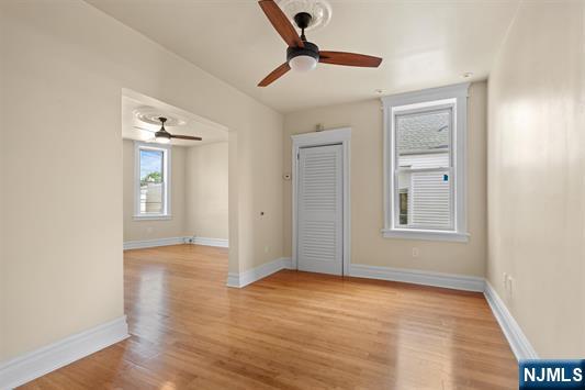 property viewer photo 18